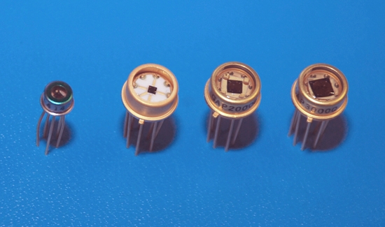 4分割InGaAsフォトダイオード( InGaAs Quadrant Photodiode) 株式会社オプトロン