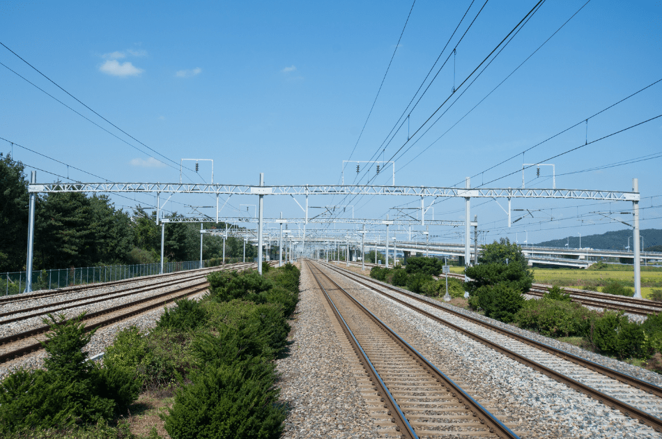 Removable solar panels might soon be rolled out on railway tracks The