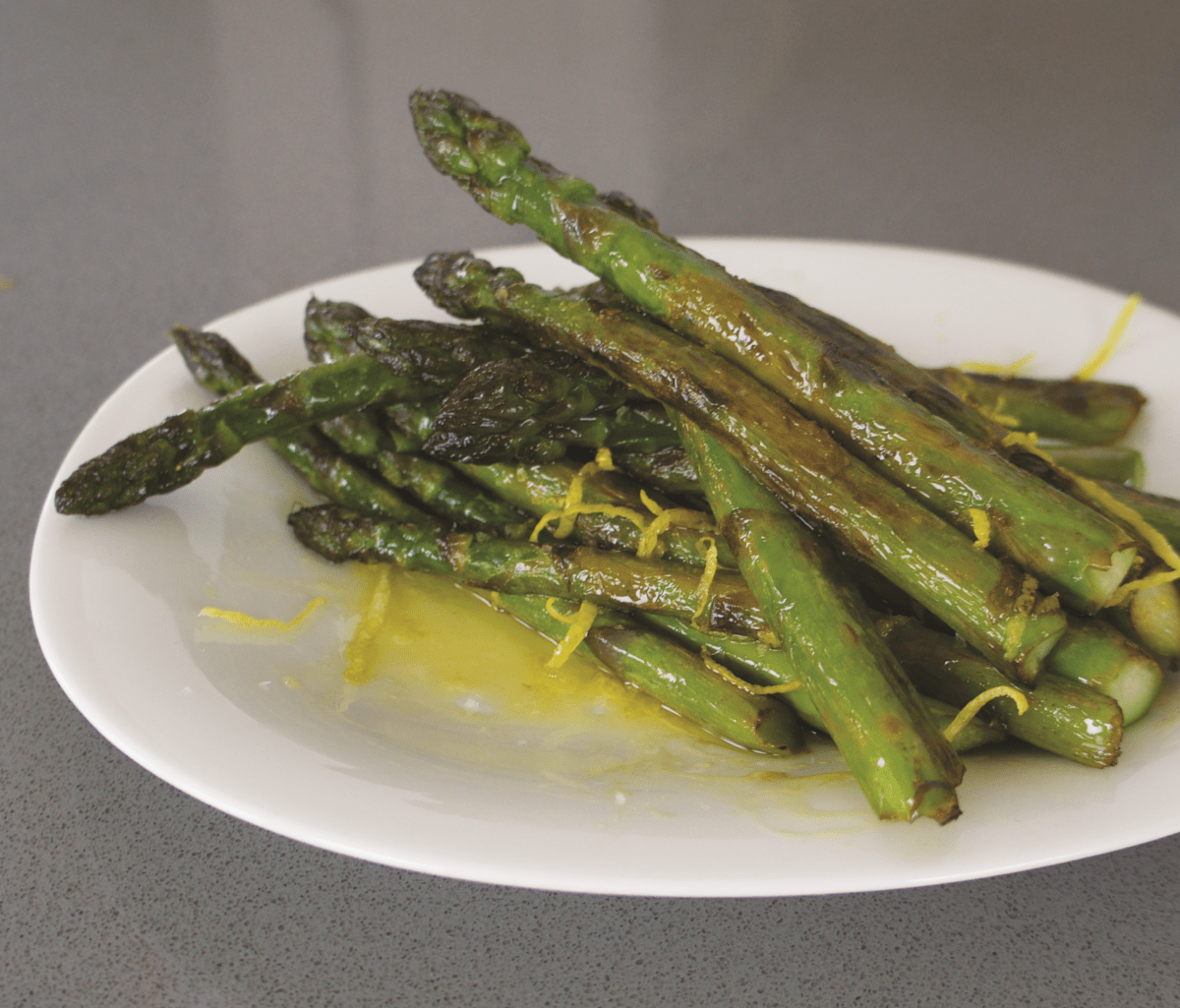 Lemon asparagus spears OptiMYz Magazine Your Health & Fitness