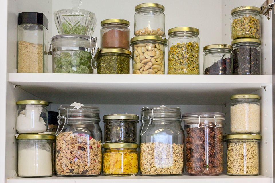 6 Essentials That Every Pantry Should Have Orangemarigolds