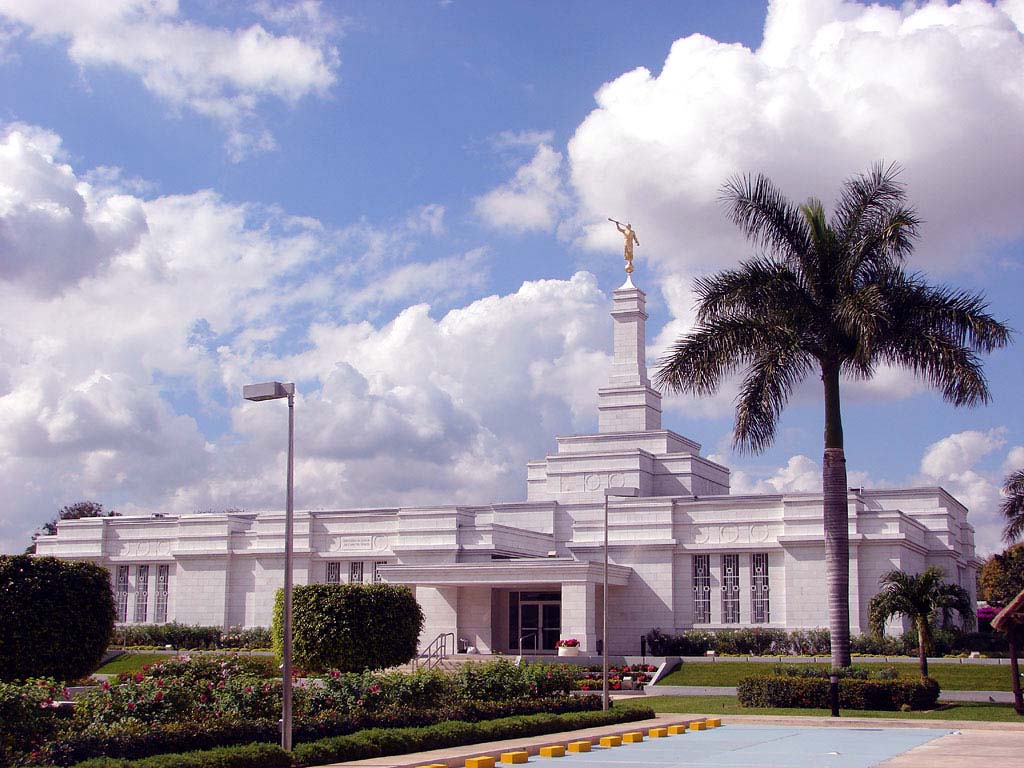 Alquiler de coches en Mérida Reserva de autos en Mérida con