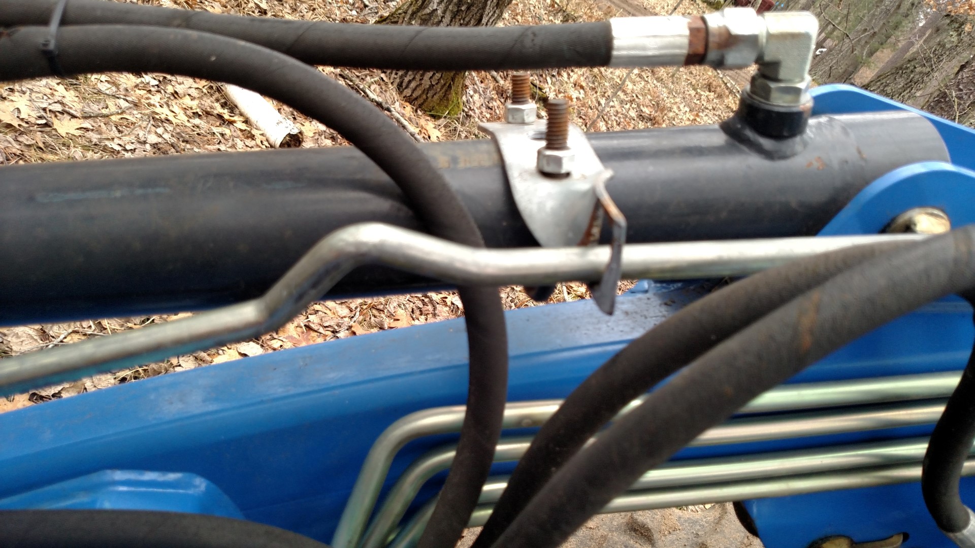 Bucket leveling indicator OrangeTractorTalks Everything Kubota