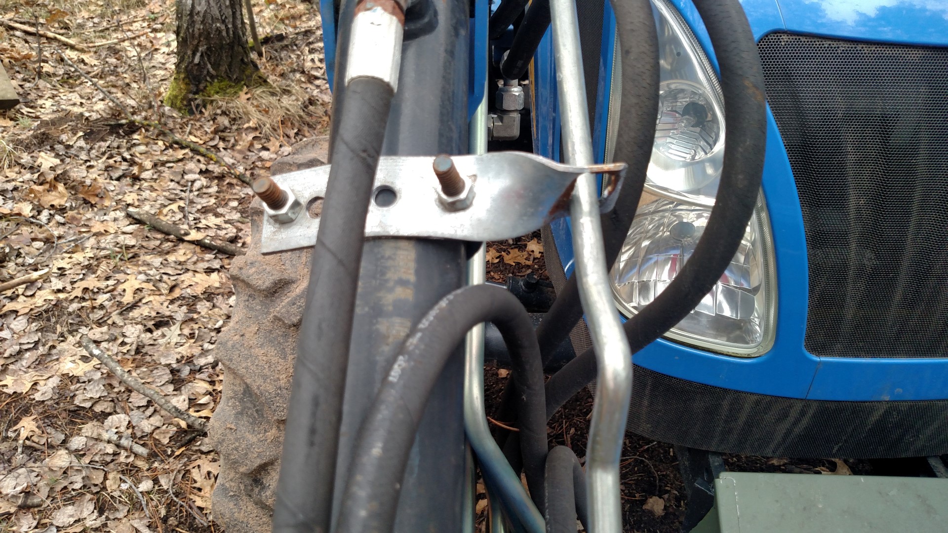 Bucket leveling indicator OrangeTractorTalks Everything Kubota