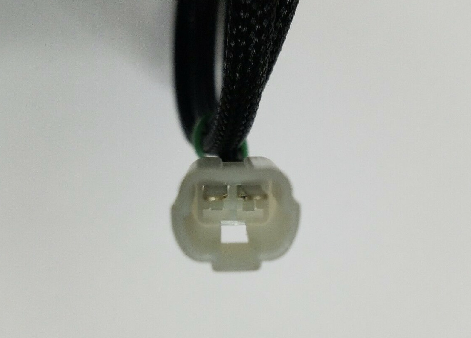 Rear Work Light Connectors on B2650HSDC OrangeTractorTalks