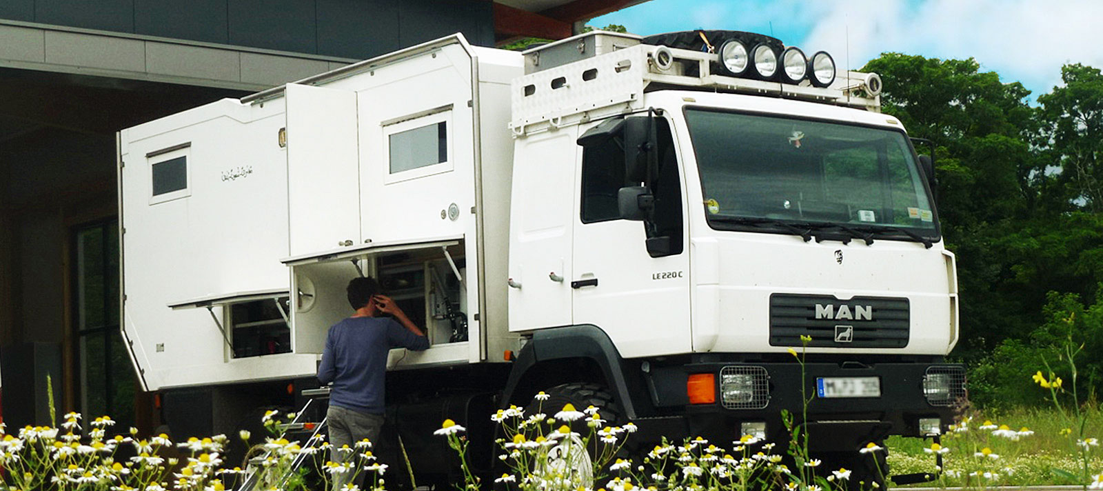 Orangework Expeditionsfahrzeuge und Reisemobile