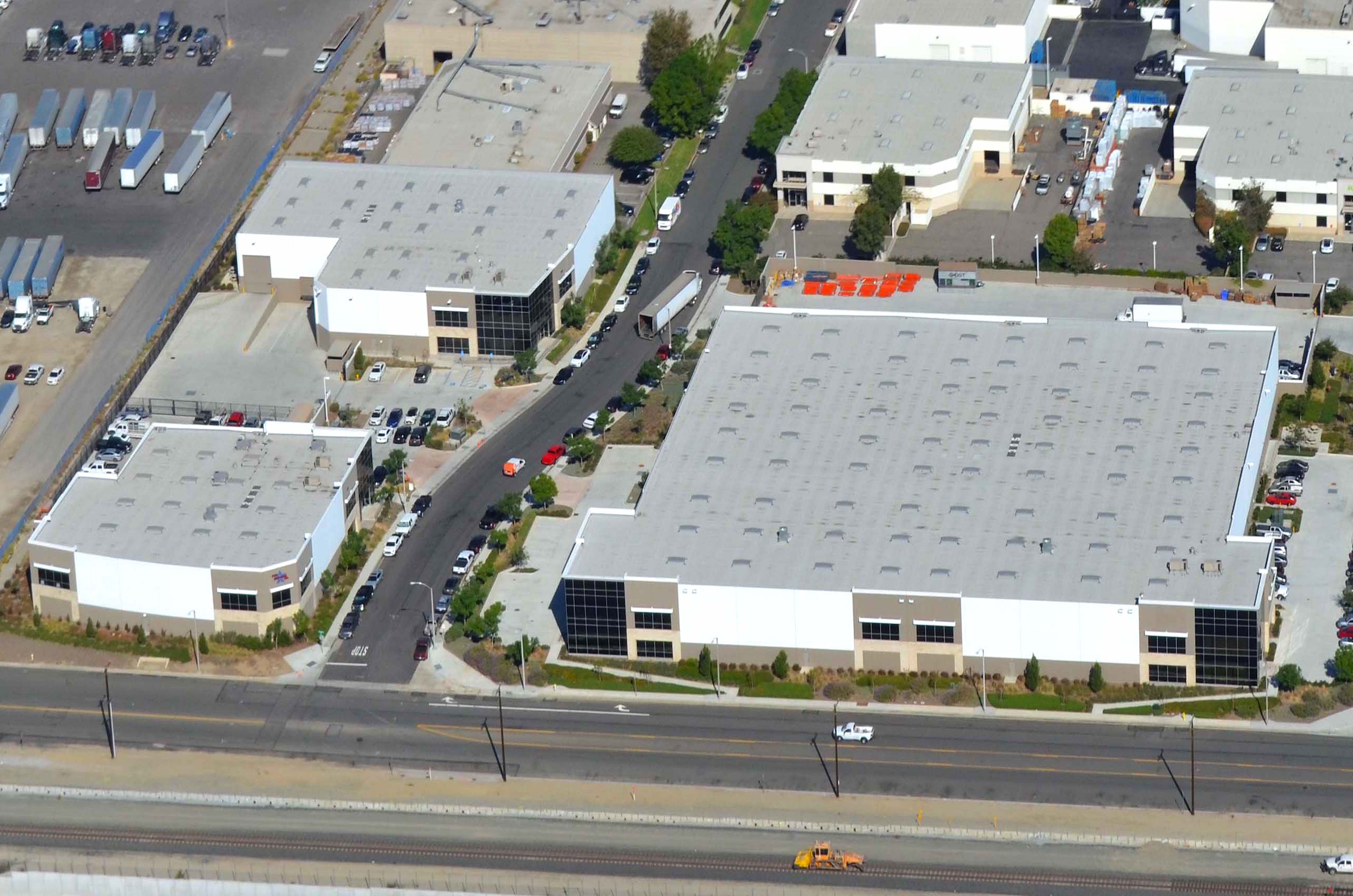 ORBIS BUSINESS CENTER Orbis Real Estate Partners