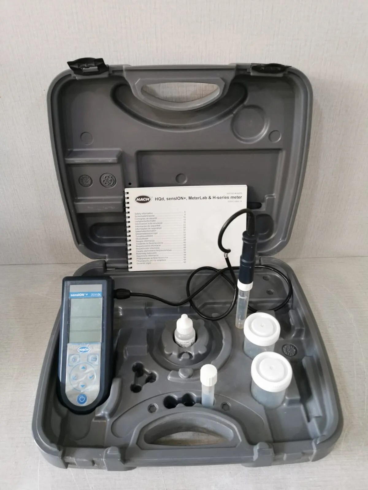 USED HACH SensION + DO6 DL LZW5130.97.0002 PORTABLE DISSOLVED OXYGEN