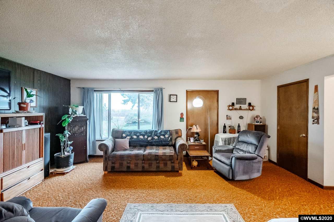 Farmland in Stayton Oregon 6358 Stayton Road, Stayton, Oregon 97392