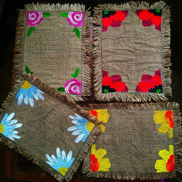 Burlap Floral placemats OregonPatchWorks