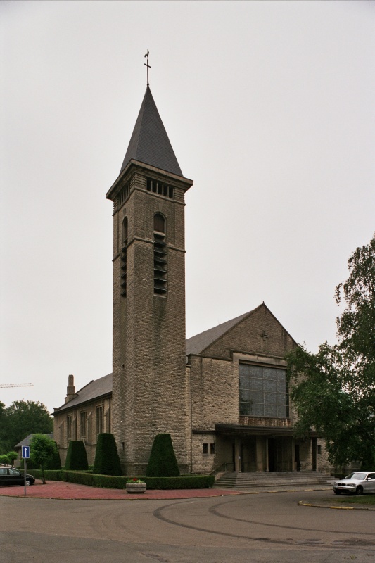 Eglise SainteFamille Informations sur l'édifice Orgues en Région