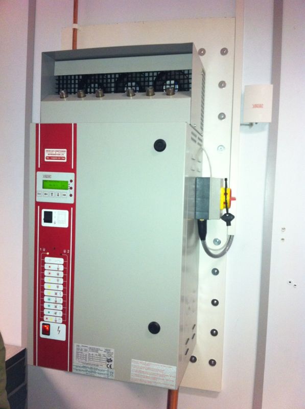 Server Room Air Conditioning and Humidity control at Saga Healthcare