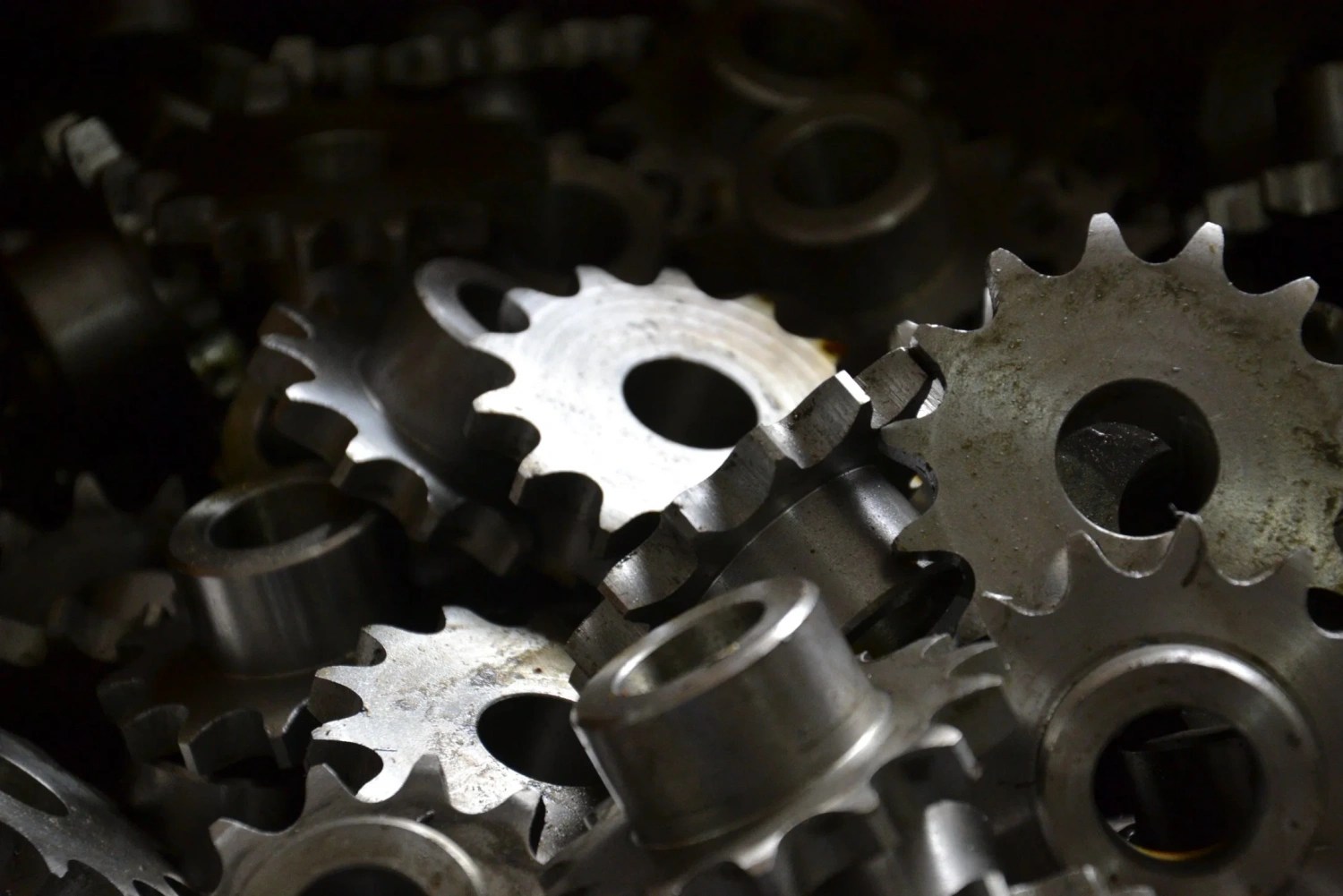 Common category and selection of sprocket materials Sprockets and