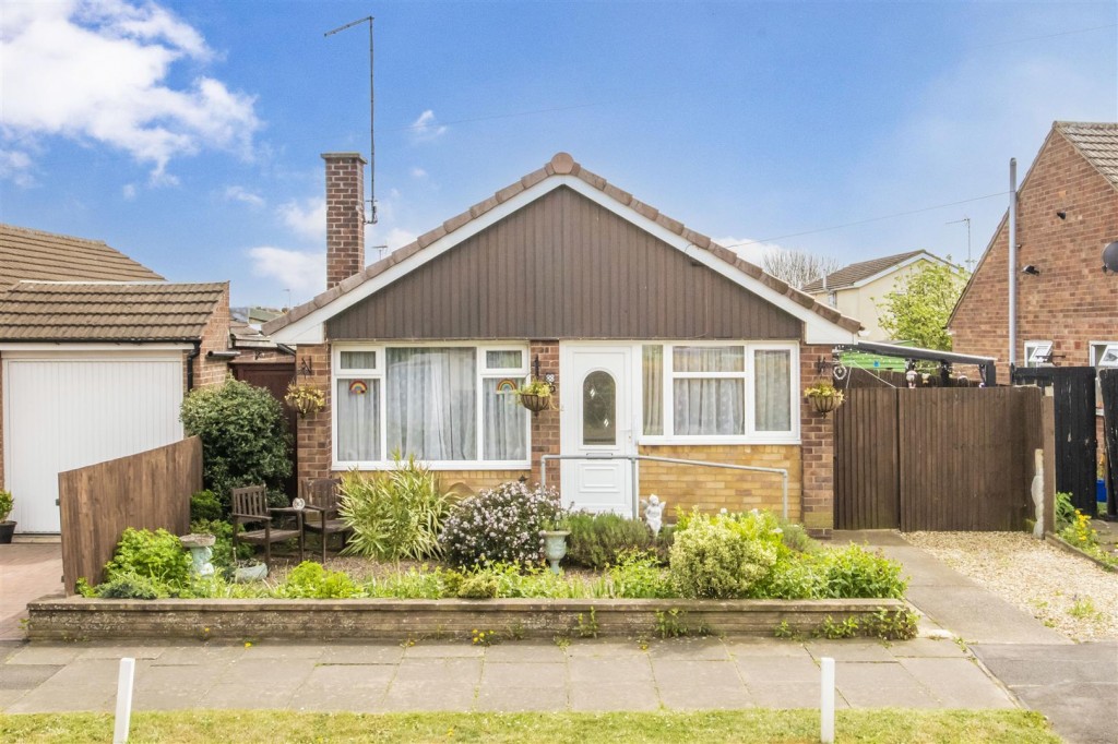 Woodland Avenue, Barton Seagrave, Kettering, 2 bedroom, Bungalow