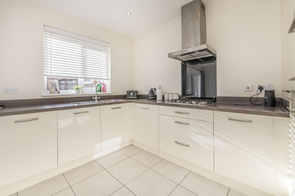 Rook Close, Barton Seagrave, Kettering, 4 bedroom, House Detached