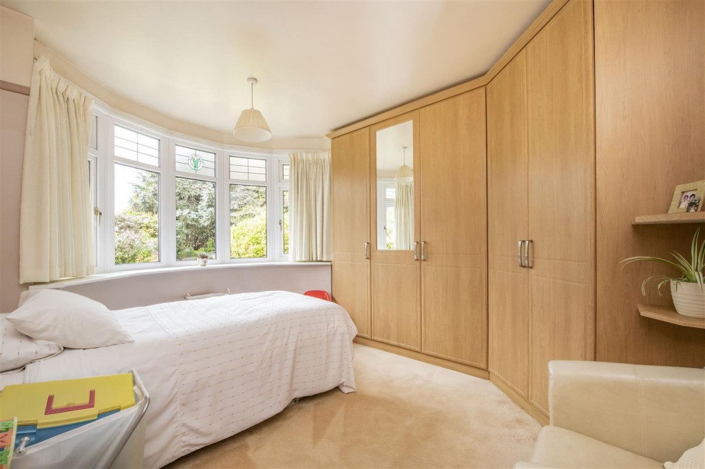 Burton Road, Finedon, Wellingborough, 2 bedroom, Bungalow