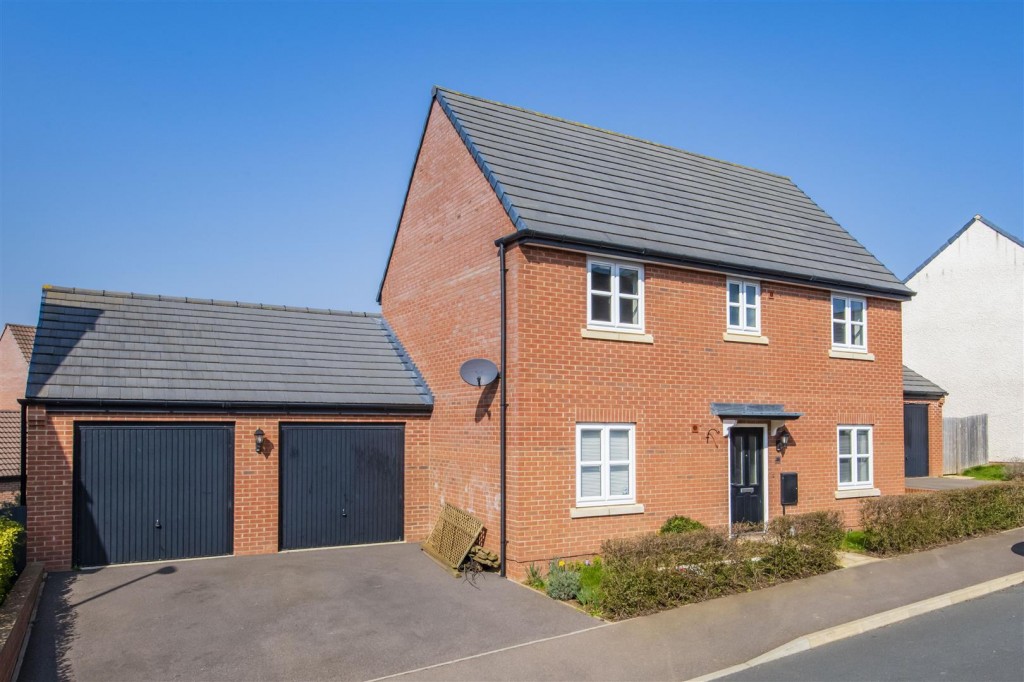 Kingfisher Way, Burton Latimer, Kettering, 4 bedroom, House Detached