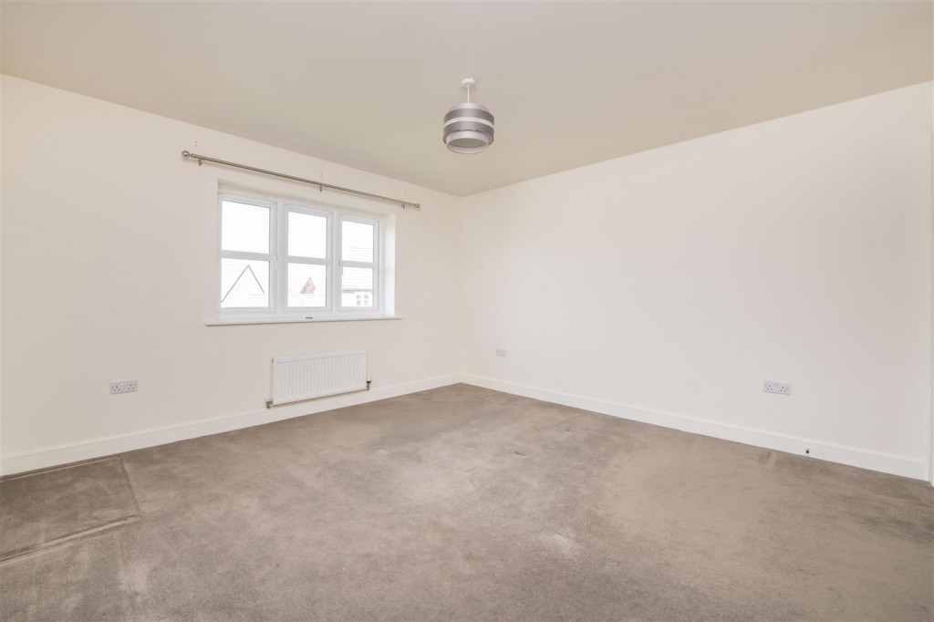 Kingfisher Way, Burton Latimer, Kettering, 4 bedroom, House Detached