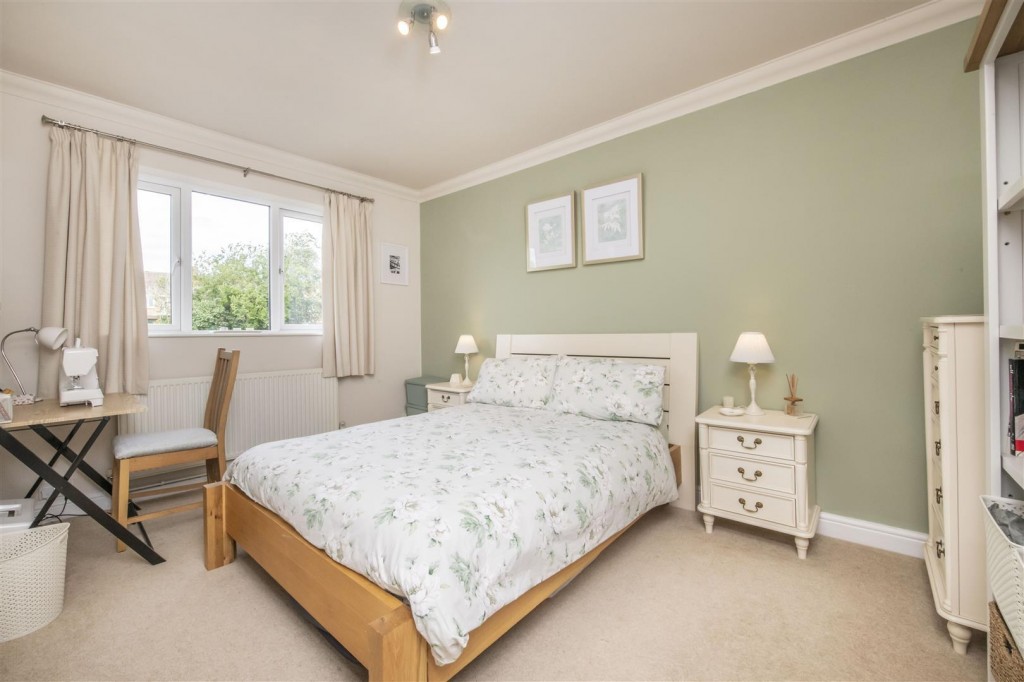 Cottingham Road, Corby, 4 bedroom, House Detached