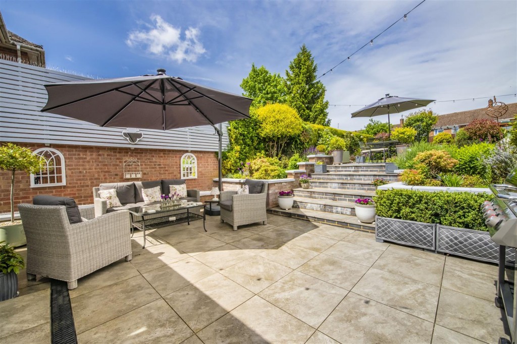 Cottingham Road, Corby, 4 bedroom, House Detached