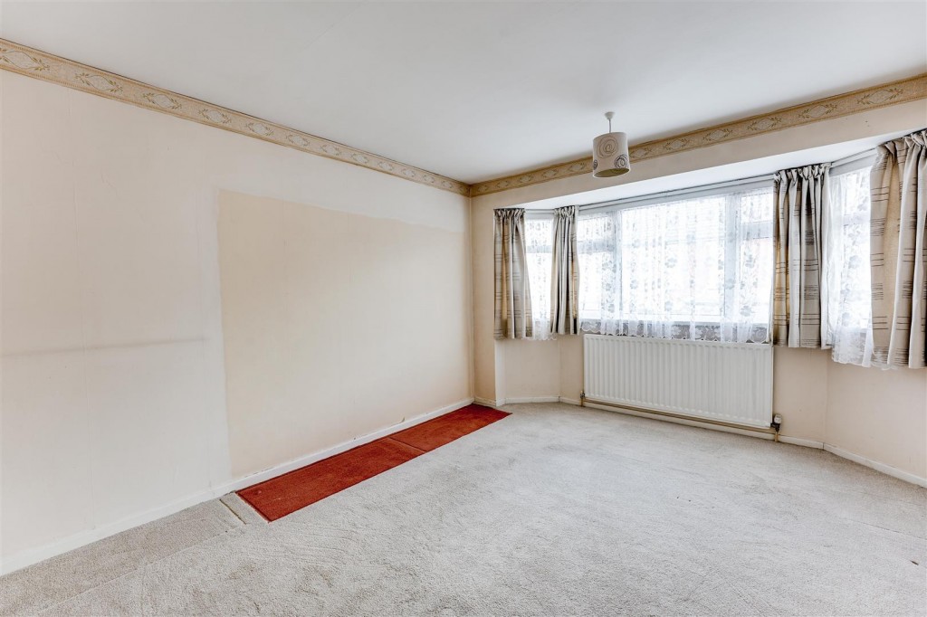 Pioneer Avenue, Desborough, 3 bedroom, House Detached