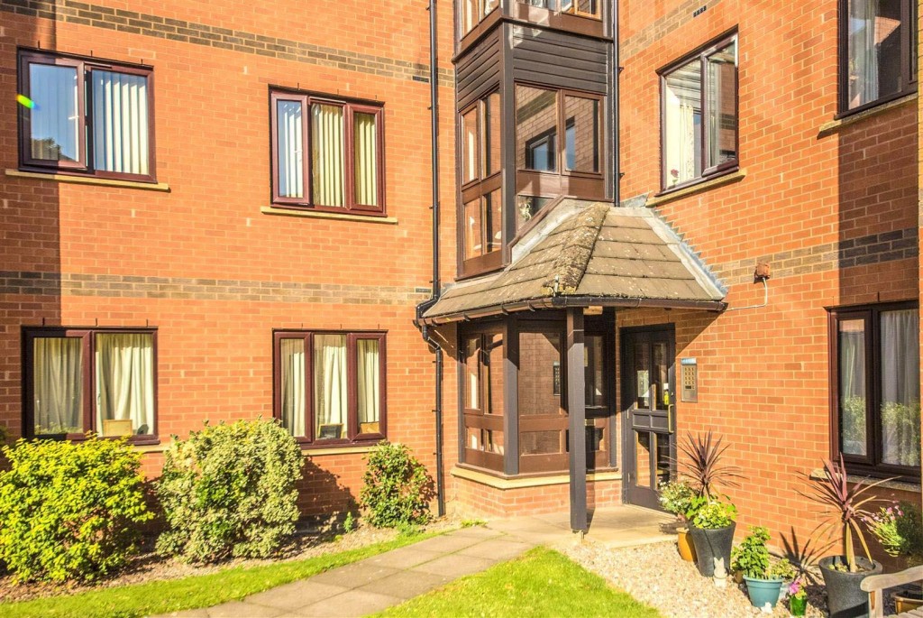 Oak Tree Court, Street, Kettering, 2 bedroom, Apartment