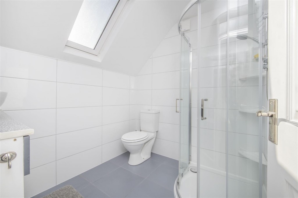 Meshaw Crescent, Northampton, 4 bedroom, House SemiDetached