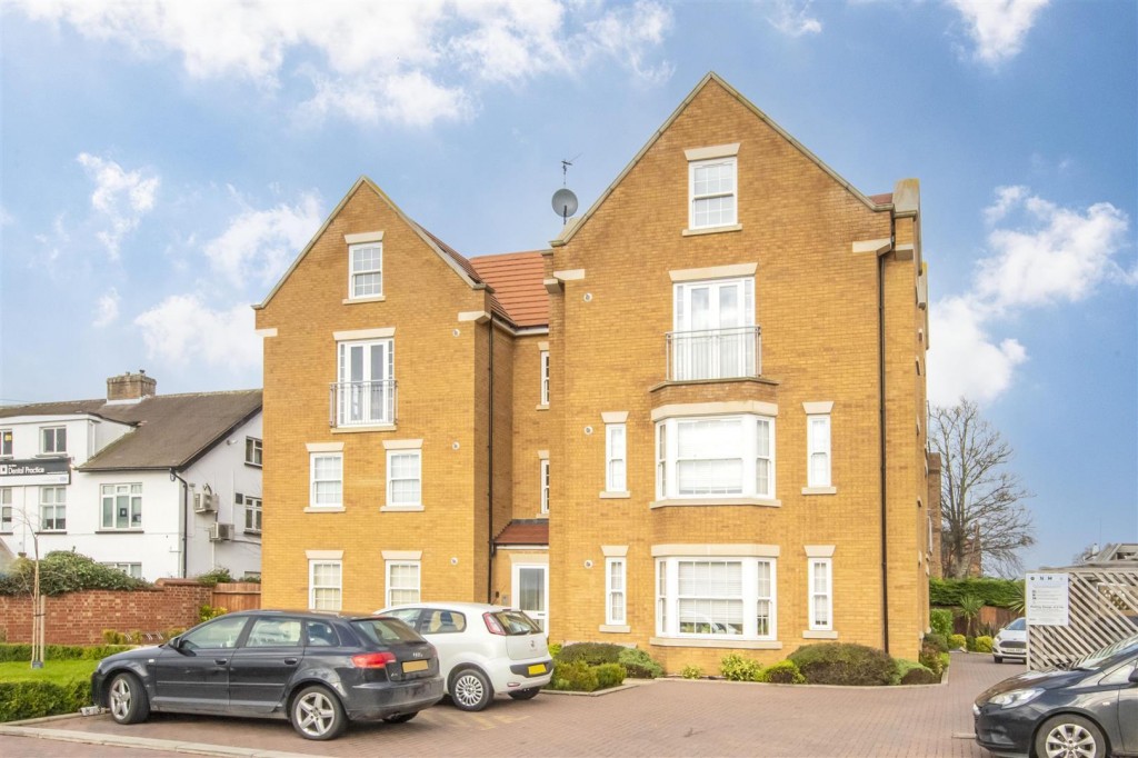 Cliftonville Road, Northampton, 2 bedroom, Flat