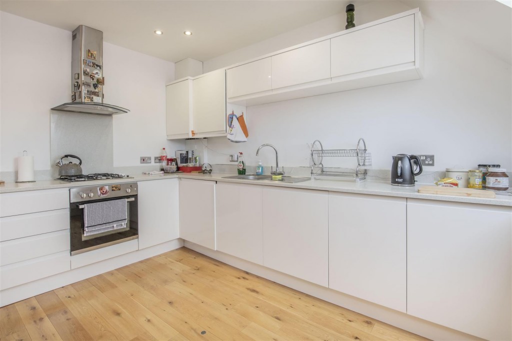 Cliftonville Road, Northampton, 2 bedroom, Flat