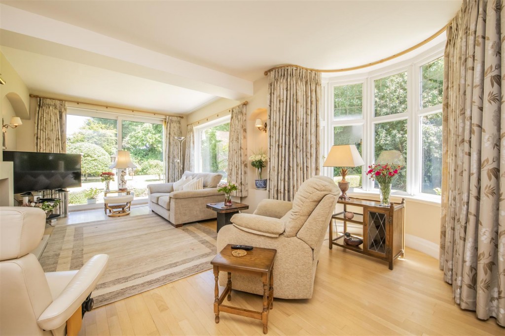 Bell Hill, Finedon, Wellingborough, 4 bedroom, House Detached