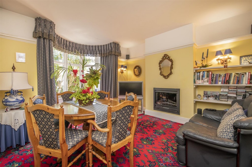 Bell Hill, Finedon, Wellingborough, 4 bedroom, House Detached