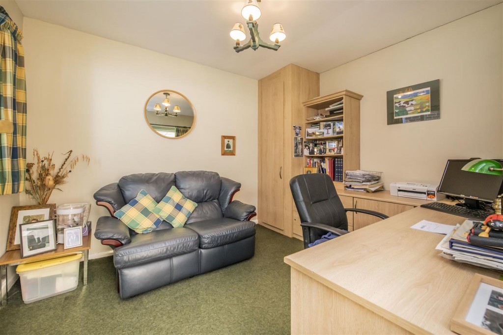 Bell Hill, Finedon, Wellingborough, 4 bedroom, House Detached