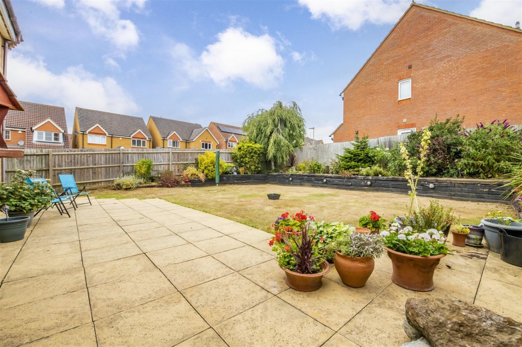Walkers Way, Wootton, Northampton, 4 bedroom, House Detached
