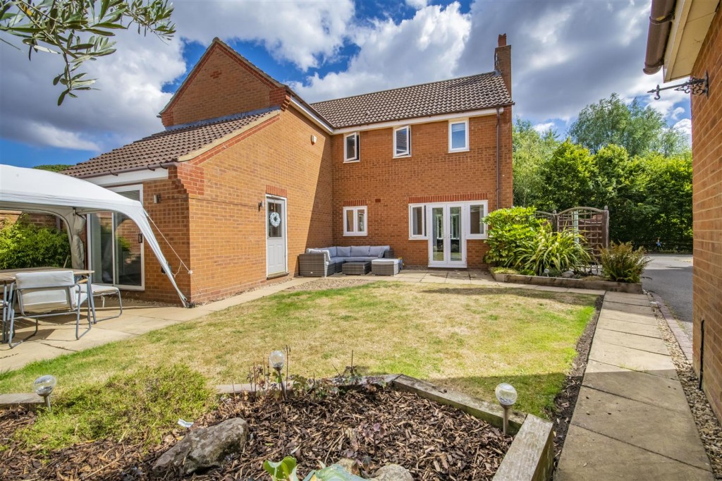 Malham Drive, Kettering, 4 bedroom, House Detached