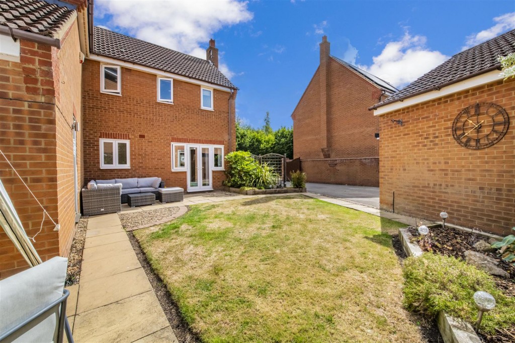 Malham Drive, Kettering, 4 bedroom, House Detached