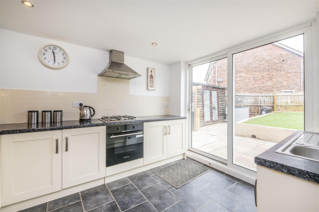 Drive, Kettering, 3 bedroom, House Detached