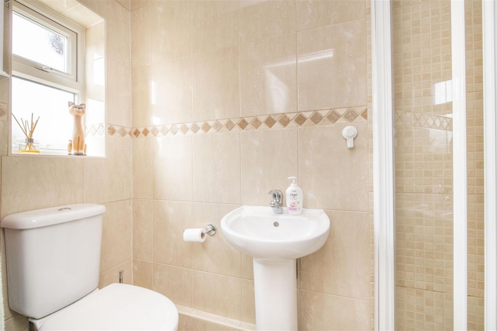 Greening Road, Rothwell, 3 bedroom, House Detached