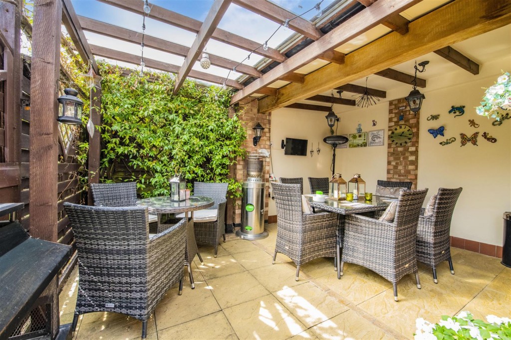 Greening Road, Rothwell, 3 bedroom, House Detached