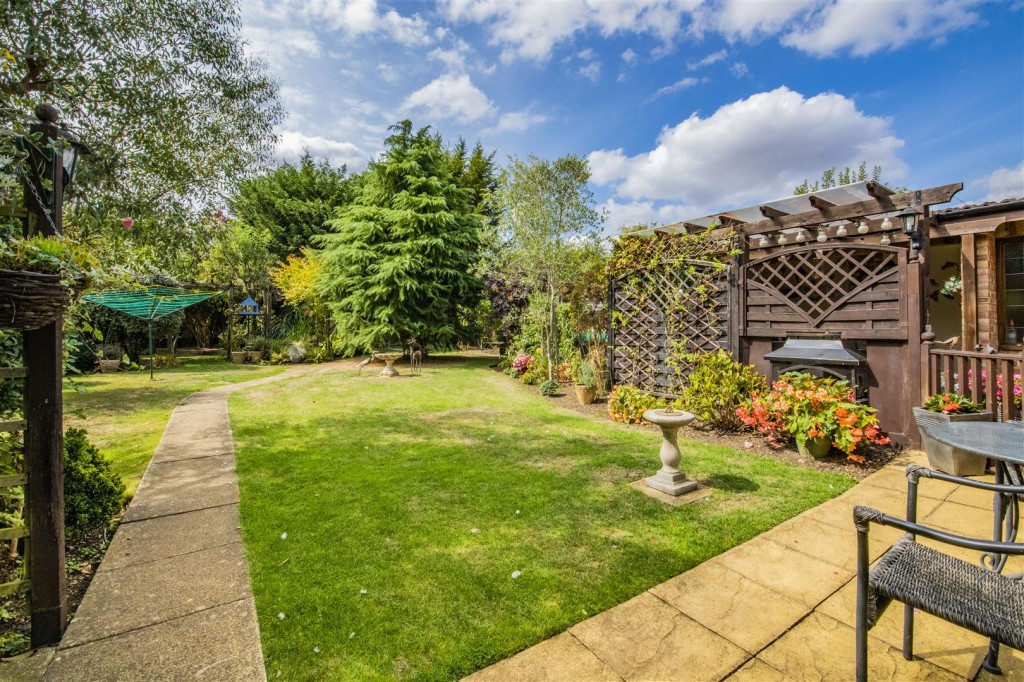 Greening Road, Rothwell, 3 bedroom, House Detached