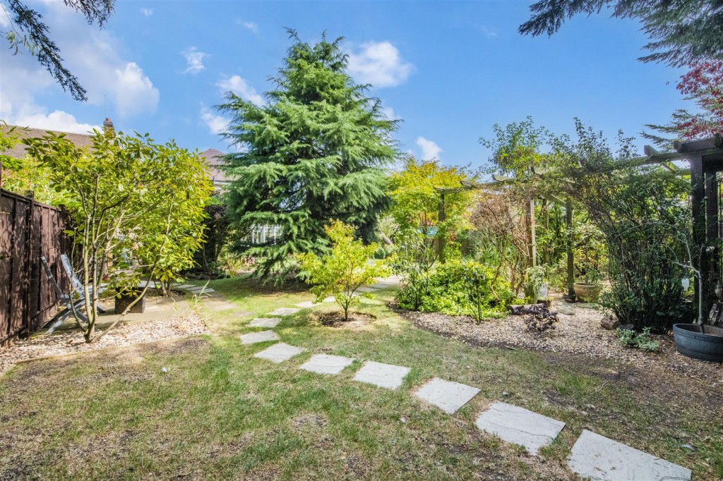 Greening Road, Rothwell, 3 bedroom, House Detached