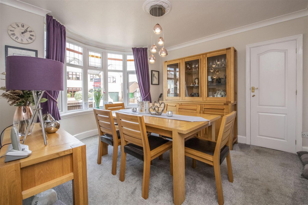 Greening Road, Rothwell, 3 bedroom, House Detached