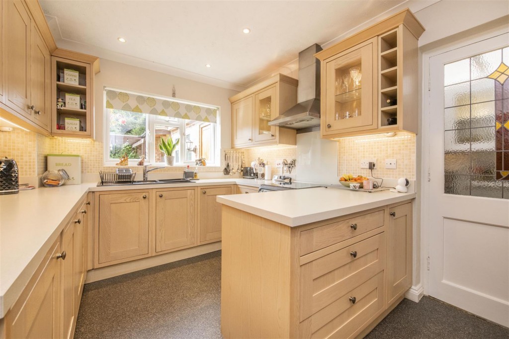 Greening Road, Rothwell, 3 bedroom, House Detached