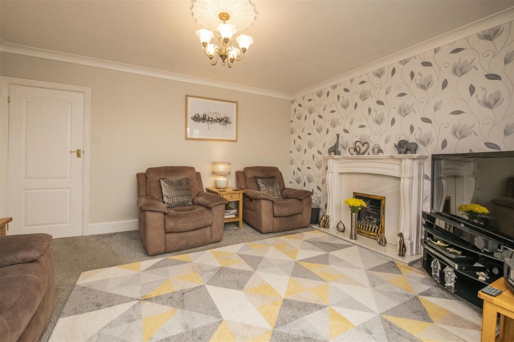 Greening Road, Rothwell, 3 bedroom, House Detached