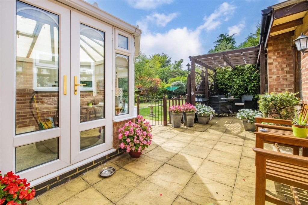 Greening Road, Rothwell, 3 bedroom, House Detached