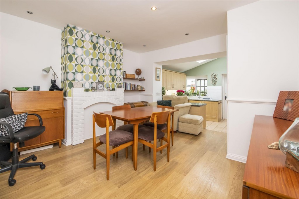 Cranford Road, Burton Latimer, Kettering, 4 bedroom, House