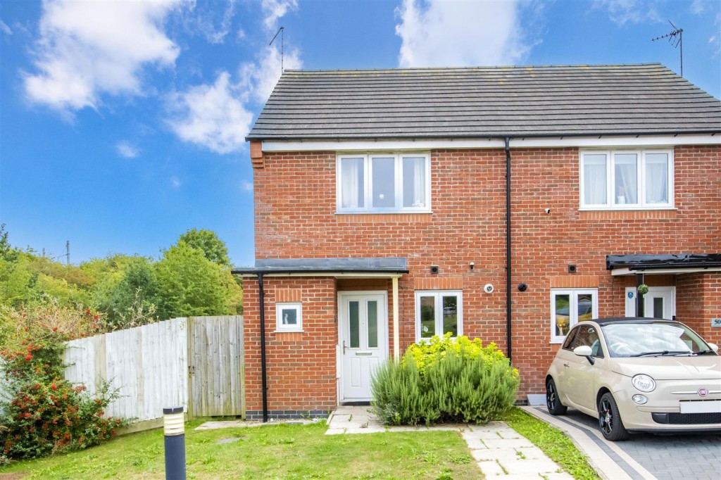 Folkestone Drive, Corby, 2 bedroom, House SemiDetached