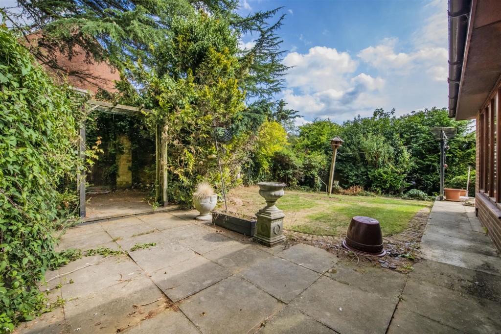 Northampton Road, Kettering, 3 bedroom, Bungalow