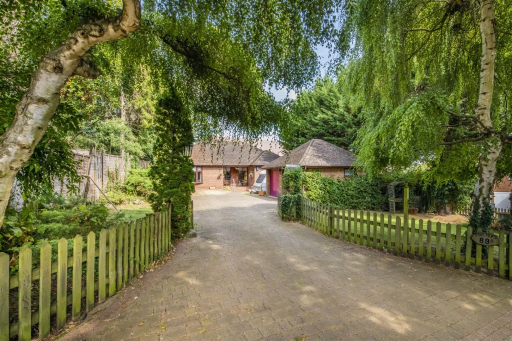 Northampton Road, Kettering, 3 bedroom, Bungalow