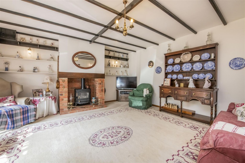 Northampton Road, Kettering, 3 bedroom, Bungalow