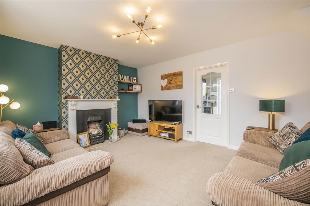 Nunnery Avenue, Rothwell, 3 bedroom, House SemiDetached