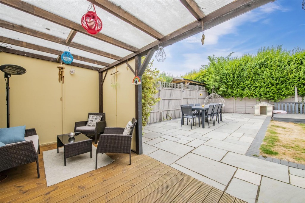 Beaufort Drive, Barton Seagrave, Kettering, 3 bedroom, House SemiDetached